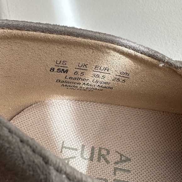 SZ 8.5 NATURALIZER suede loafer - Picture 4 of 6